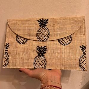 Never worn! Perfect vacation bag!